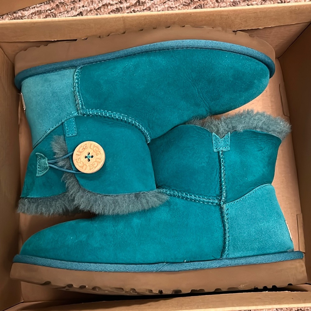 Woman Ugg